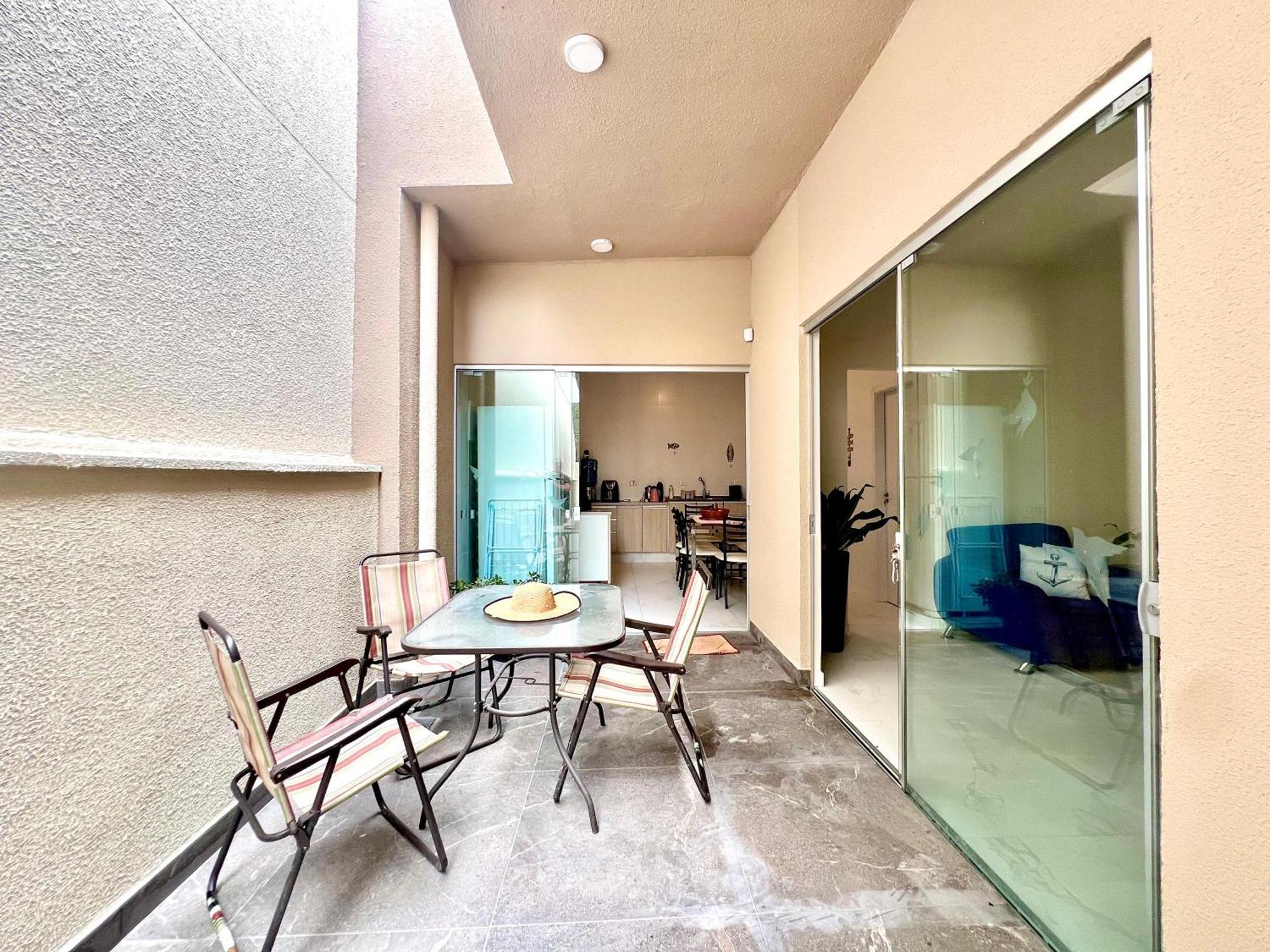 Casa de Férias Casa Com Piscina , Ar Condicionado E Churrasqueira No Balneario Eliana Guaratuba